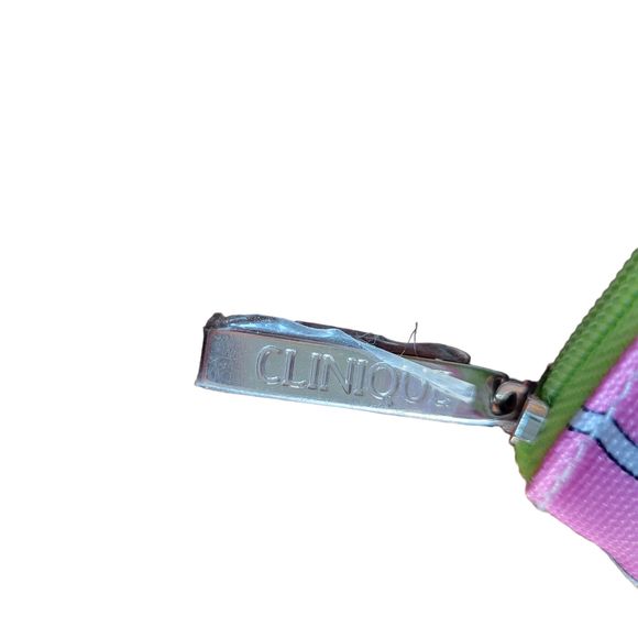 Betsey Johnson Wristlet / Clinique Makeup Bag Bundle - Picture 10 of 11